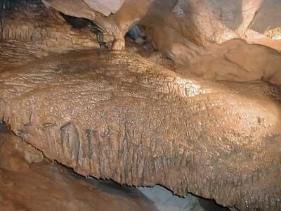 Мраморная пещера. Туристическо-оздоровительный комплекс "Привал".